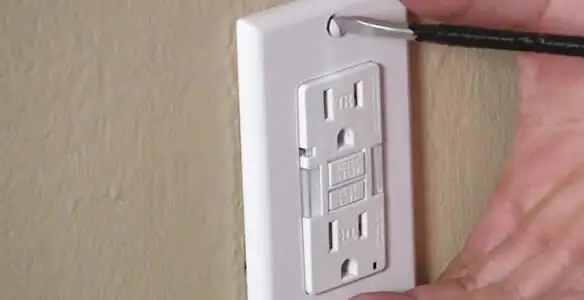 gfc outlets service securing and mounting ground fault circuit interrupter outlet by certified electricians in Seattle, WA