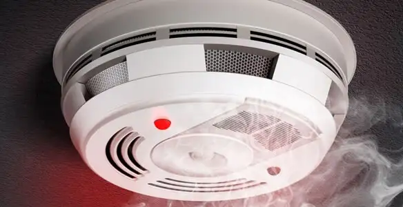 Installed smoke detector providing reliable fire detection in Seattle, WA